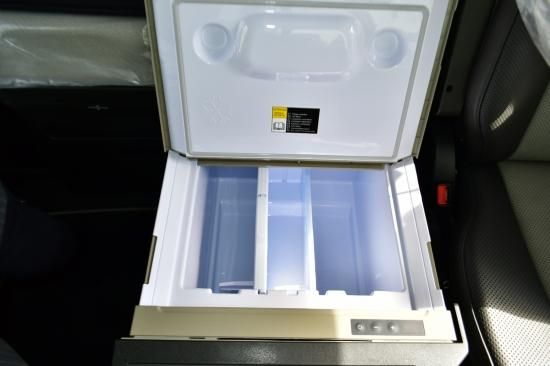 VOLVO純正 車内冷蔵庫